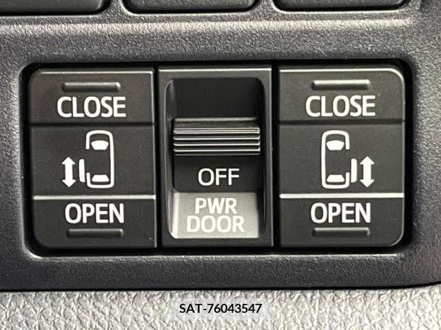 Toyota VOXY 2020-01 321676-2