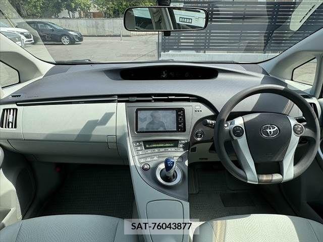 Toyota PRIUS 2010-06 282061-1