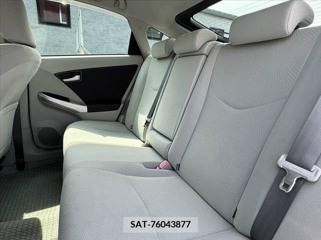 Toyota PRIUS 2010-06 282061-18