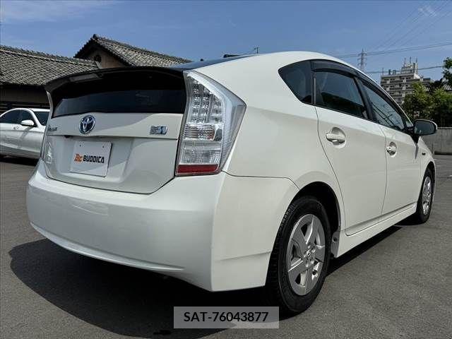 Toyota PRIUS 2010-06 282061-14