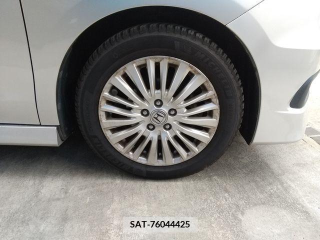 Honda e 2010-03 217987-20