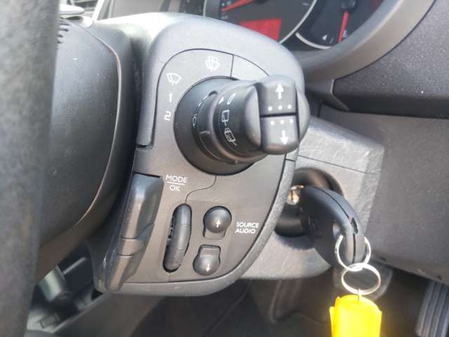 Renault KANGOO 2017-06 11294-13