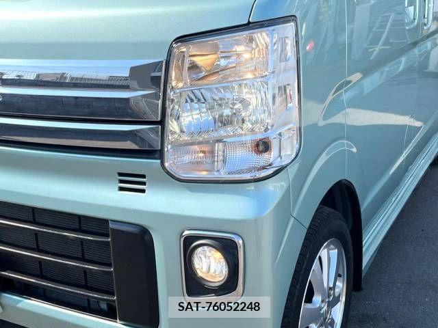 Suzuki EVERY WAGON 2019-03 301703-12