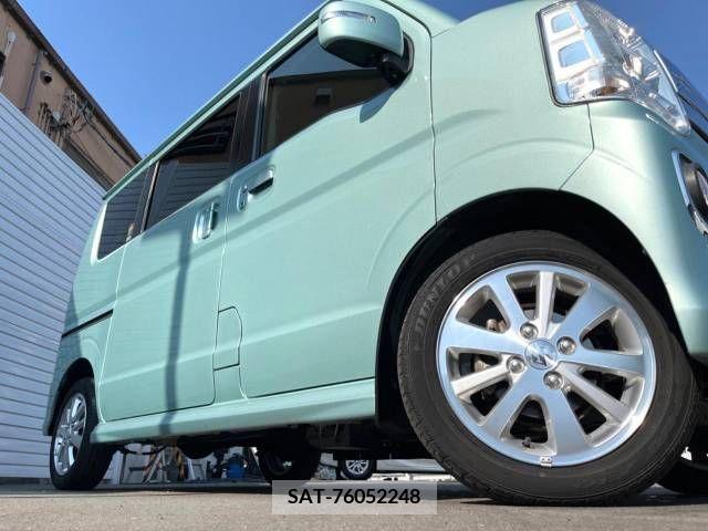 Suzuki EVERY WAGON 2019-03 301703-13