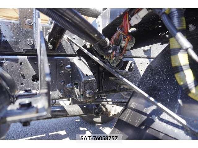 Mitsubishi CANTER 2024-01 294472-11