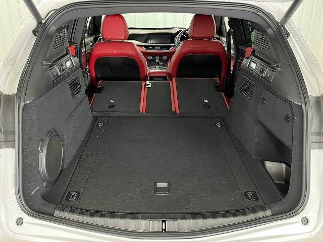 ALFA ROMEO STELVIO 2019-12 196586-12
