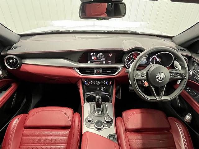 ALFA ROMEO STELVIO 2019-12 196586-1