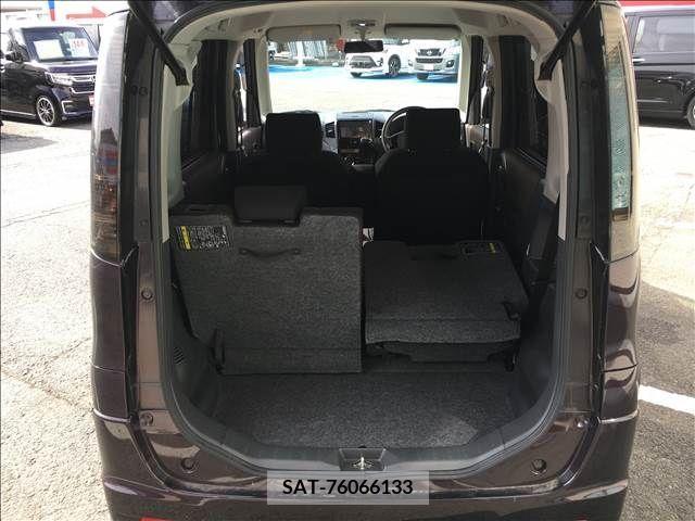 Nissan ROOX 2010-08 208822-15