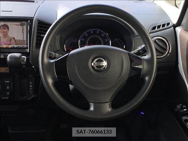 Nissan ROOX 2010-08 208822-9