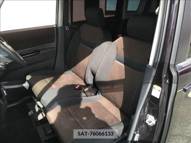 Nissan ROOX 2010-08 208822-12