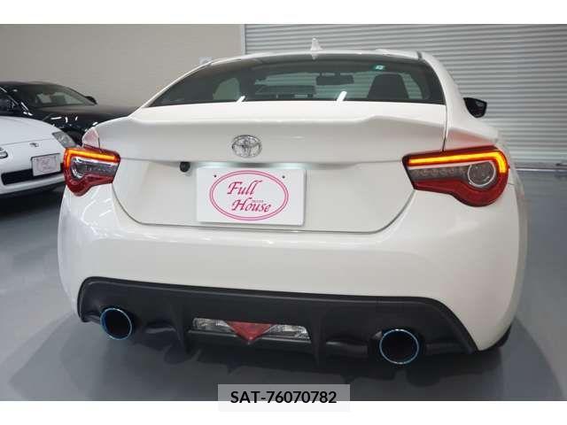 Toyota 86 2016-11 268600-10