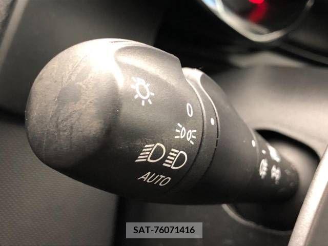 Renault LUTECIA 2014-02 283097-6