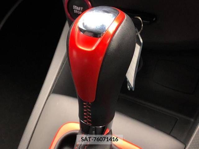 Renault LUTECIA 2014-02 283097-11