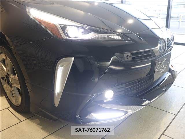 Toyota PRIUS 2020-03 322458-14