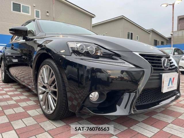Lexus IS 2013-11 243116-16