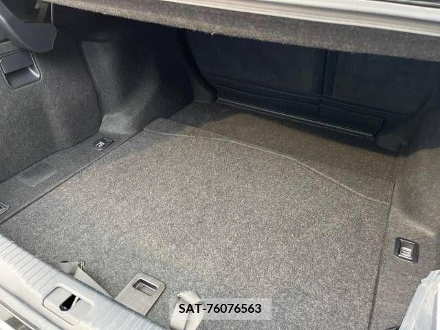 Lexus IS 2013-11 243116-10