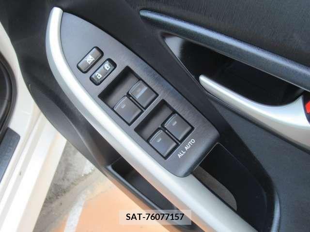 Toyota PRIUS 2012-04 328231-10