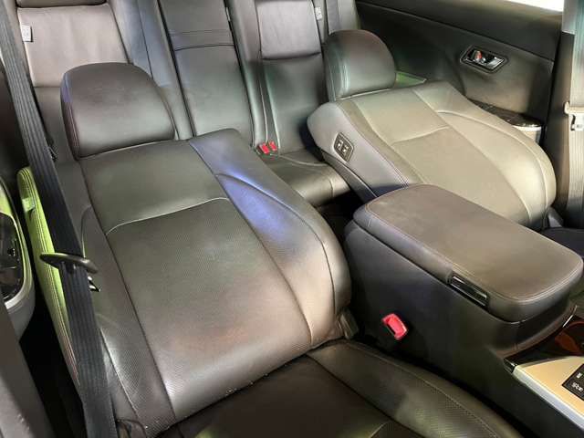 Toyota CROWN SEDAN 2011-11 8395-13