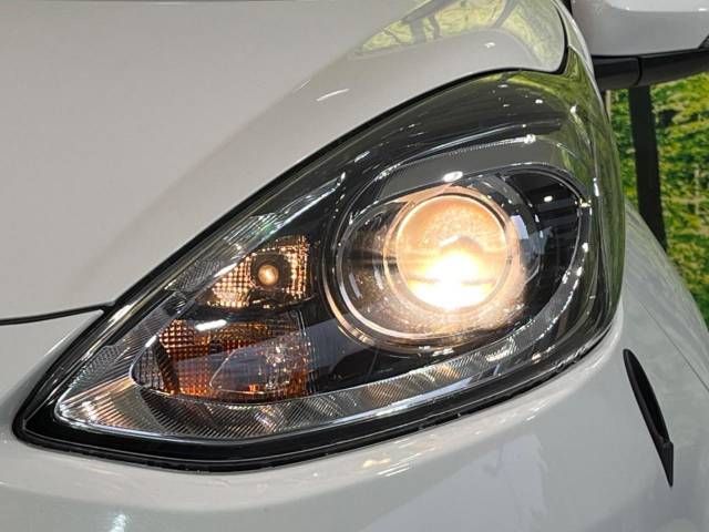 Toyota AQUA 2017-10 184593-11