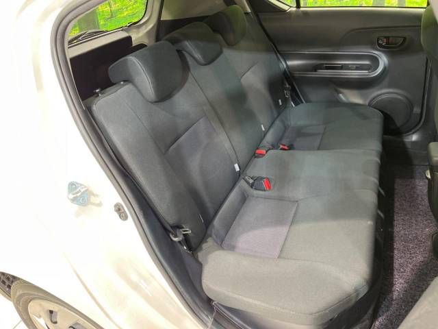 Toyota AQUA 2017-10 184593-8