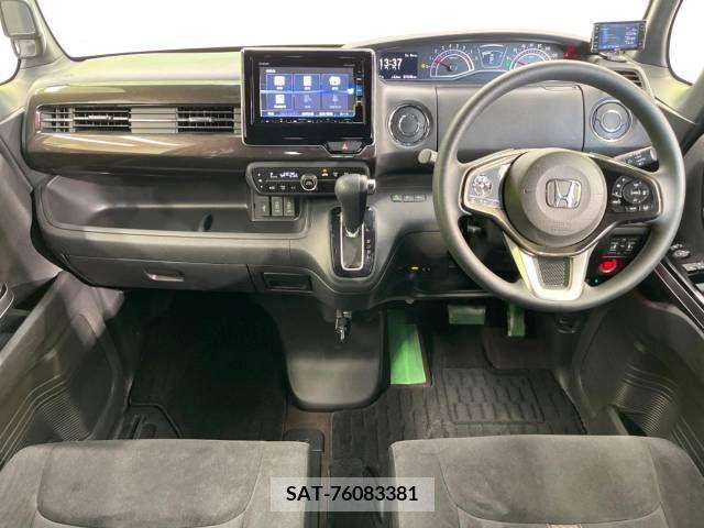 Honda N BOX CUSTOM 2019-05 279026-1