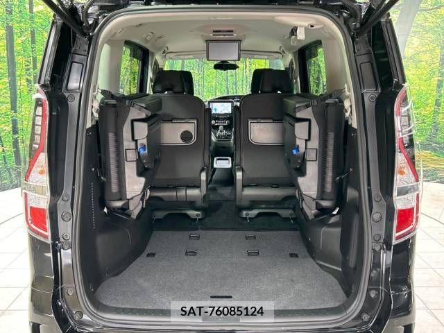 Nissan SERENA 2020-02 367614-10