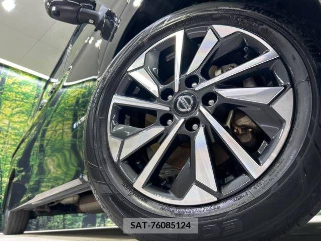 Nissan SERENA 2020-02 367614-13
