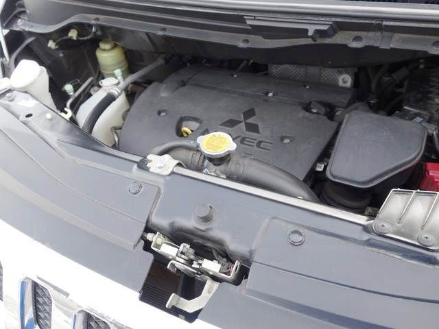 Mitsubishi DELICA D5 2008-02 403-18
