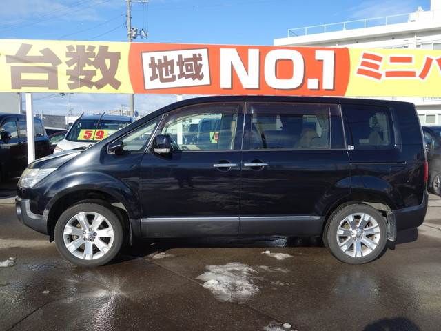 Mitsubishi DELICA D5 2008-02 403-5