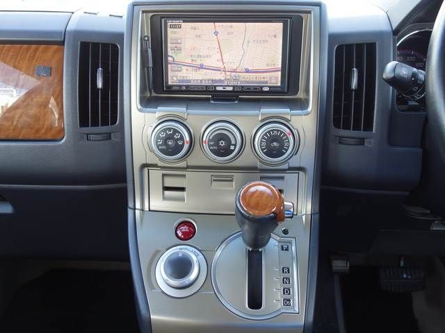 Mitsubishi DELICA D5 2008-02 403-7