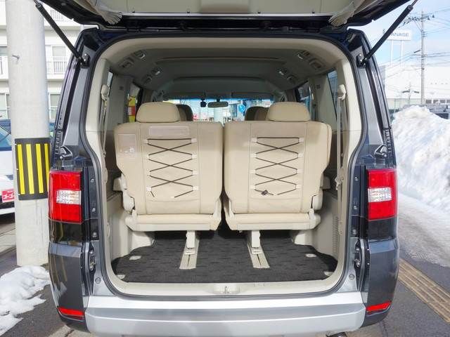 Mitsubishi DELICA D5 2008-02 403-16
