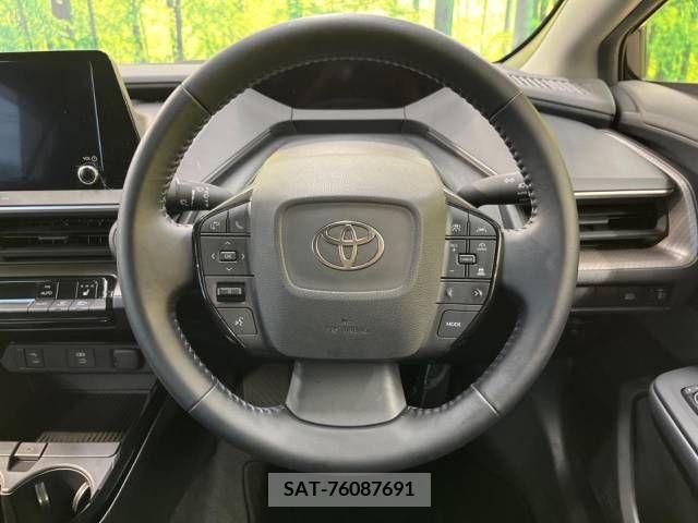 Toyota PRIUS 2023-02 225036-11