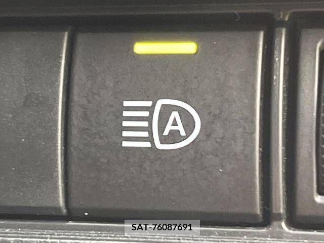 Toyota PRIUS 2023-02 225036-7