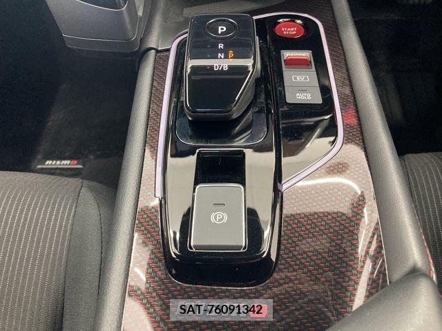 Nissan AURA 2023-02 261474-13