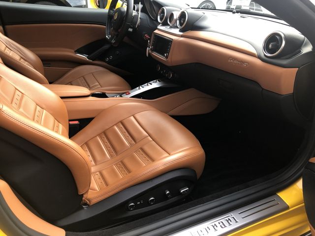 Ferrari California 2016-06 11537-7
