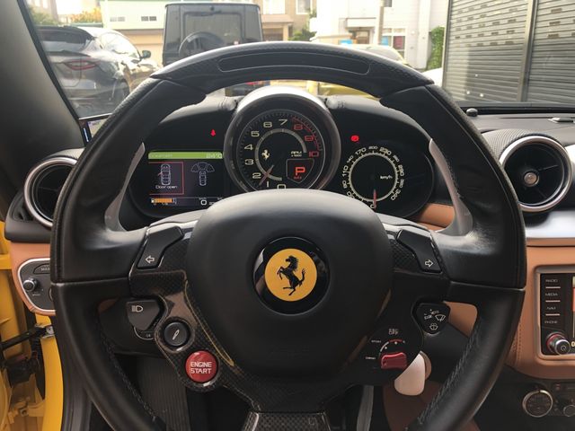 Ferrari California 2016-06 11537-11