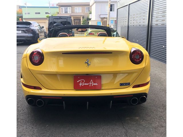 Ferrari California 2016-06 11537-17