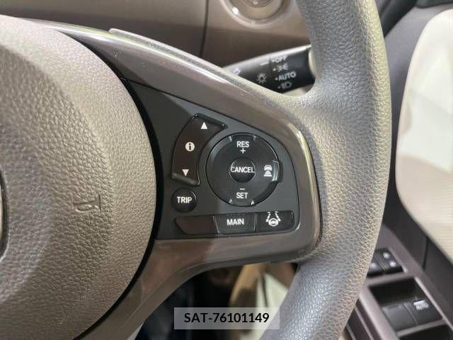 Honda N BOX 2019-05 278698-7