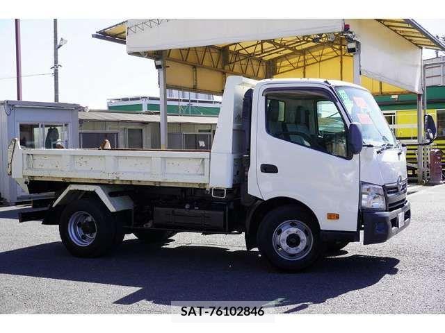 Hino DUTRO 2016-11 320414-5