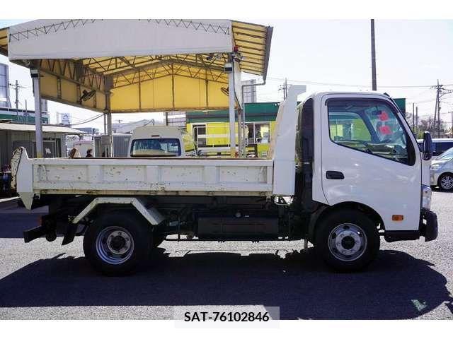 Hino DUTRO 2016-11 320414-4