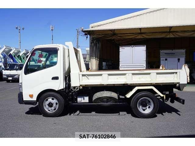 Hino DUTRO 2016-11 320414-2