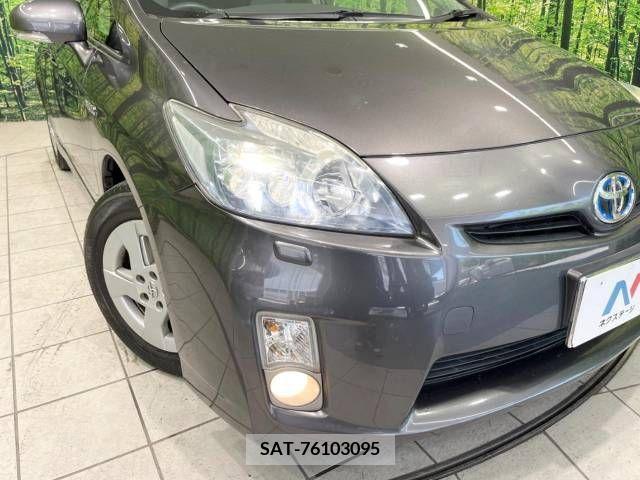 Toyota PRIUS 2011-09 321997-12