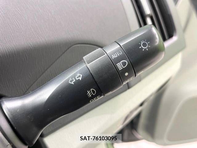 Toyota PRIUS 2011-09 321997-6