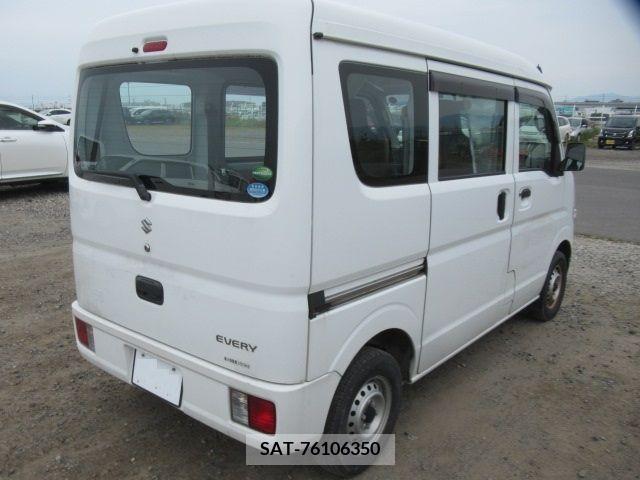 Suzuki EVERY 2017-01 335907-1