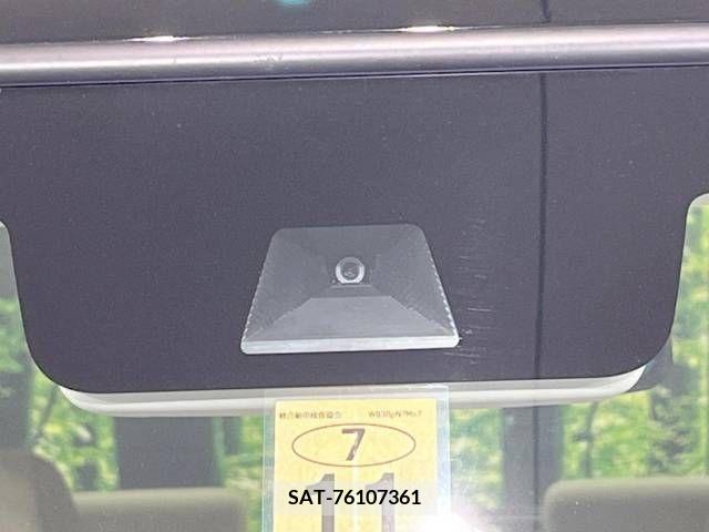 Honda N BOX 2022-11 218486-2