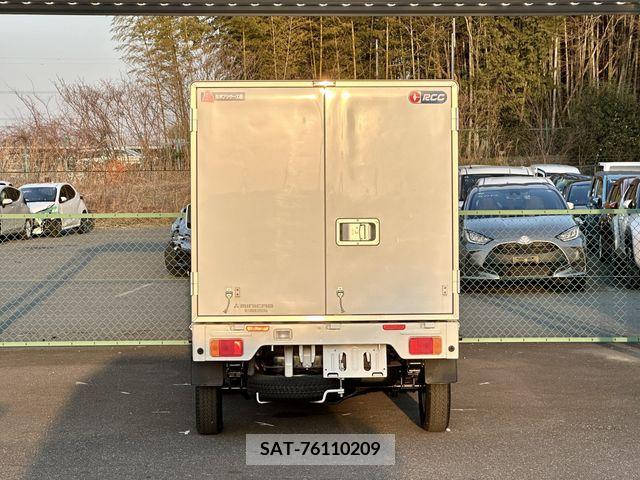 Mitsubishi MINICAB TRUCK 2015-09 215130-10