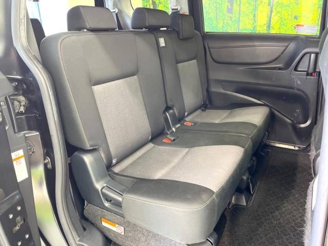 Toyota SIENTA 2019-04 13658-9