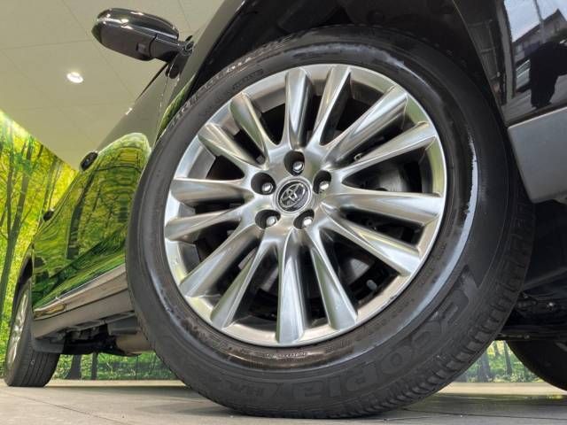 Toyota HARRIER 2017-11 8403-13