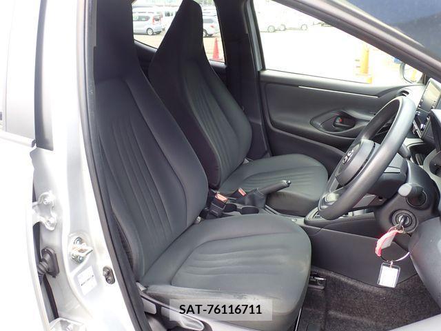 Toyota YARIS 2021-02 371397-17