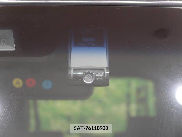 Honda N BOX CUSTOM 2018-12 330904-6